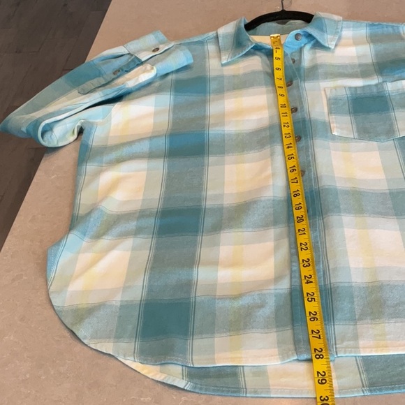 Universal Thread Flannel Top - Picture 8 of 13